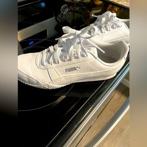 Puma softfoam white sneakers. Worn one time